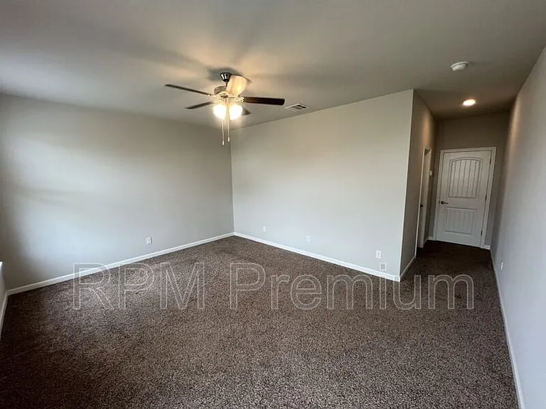 2123 Westfield Ave — Photo 41