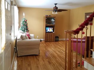 25 Scotland Ave, Edison, NJ 08817