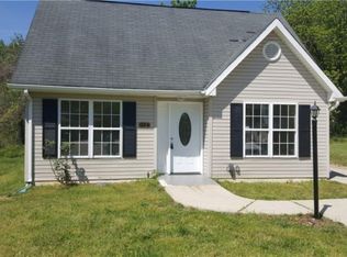 706 Hendrix St, High Point, NC 27260