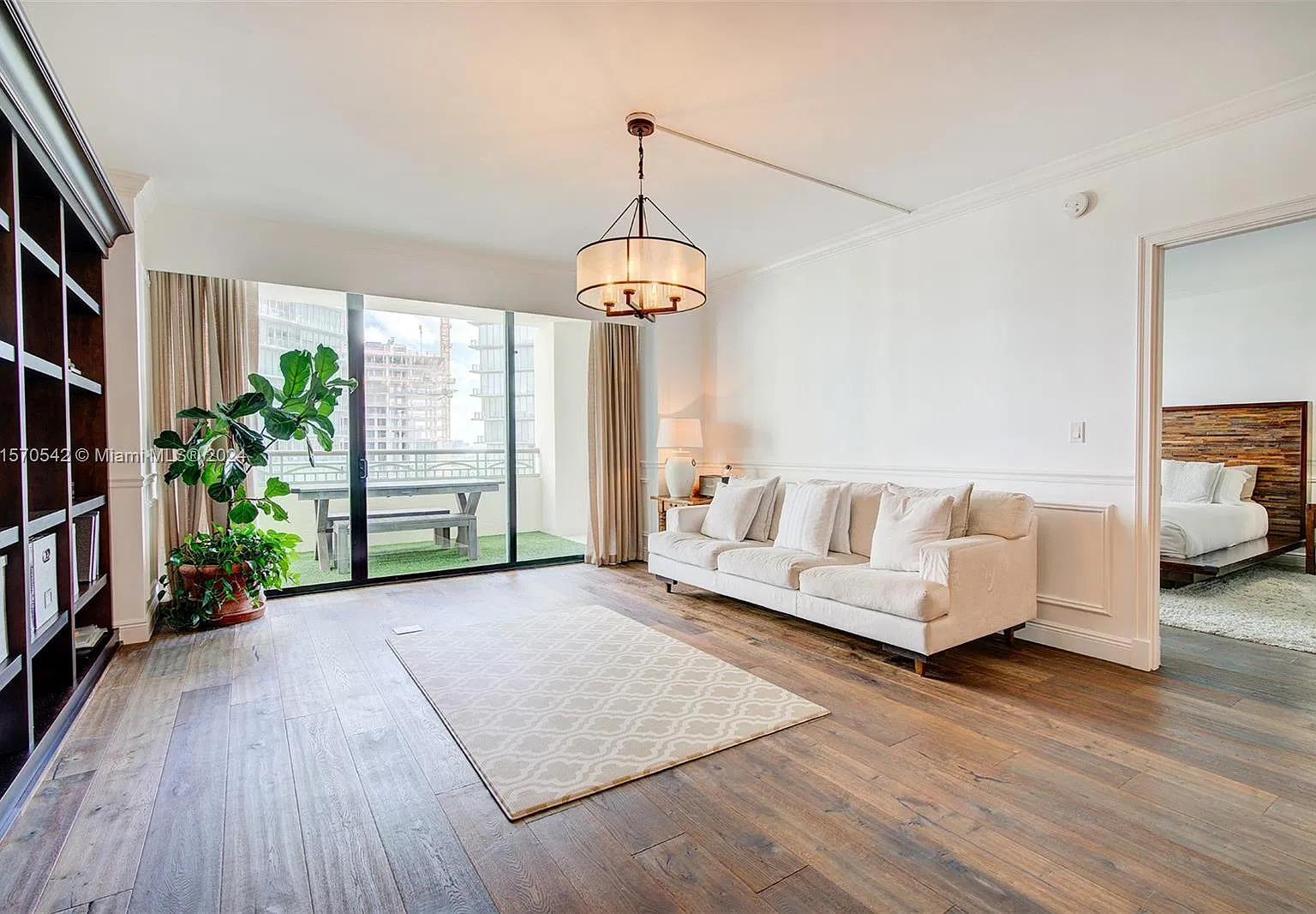 2 bed, 1666 sqft, $8,700 — Photo 4