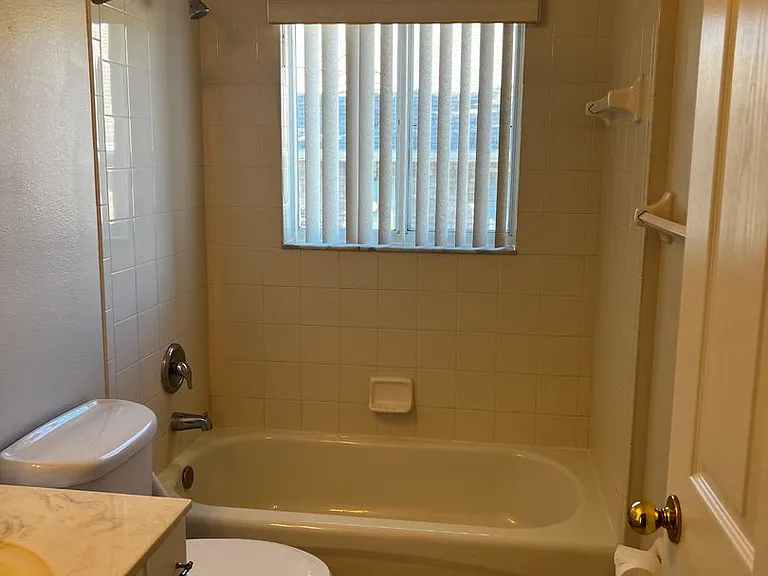 2274 E Fairbanks Dr — Photo 4