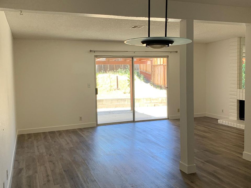 2nd image of 1703 Clear Lake Ave