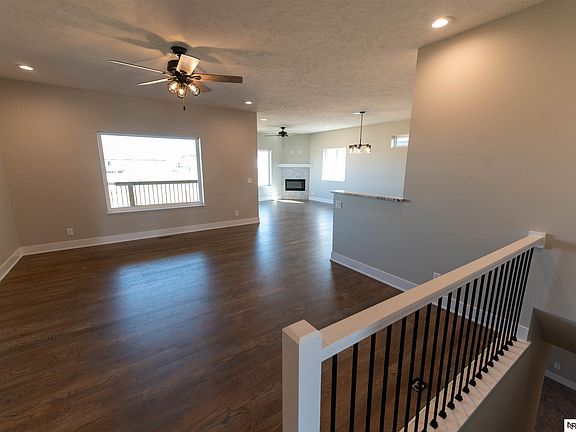 4th image of 7308 Anselm Ln