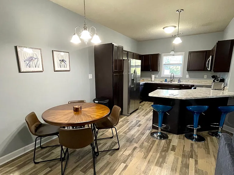 379 Frisco Way — Photo 5