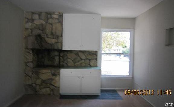 4th image of 3050 San Gabriel St