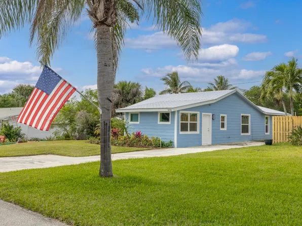 1036 NE Wright Ave, Jensen Beach, FL 34957