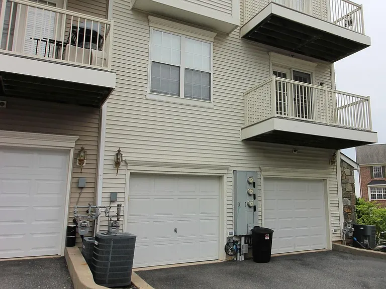 23802 Catawba Hill Dr #B — Photo 48