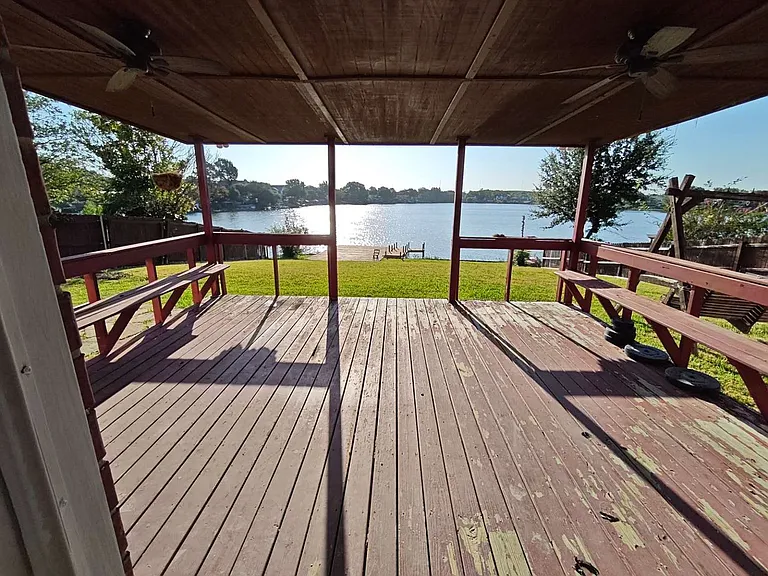 1423 Lakeshore Dr — Photo 26