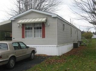 72 Park Dr, Middlefield, OH 44062