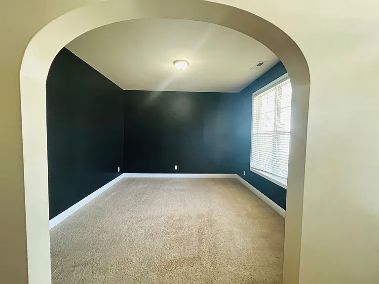 3504 Castlefield Ln — Photo 6