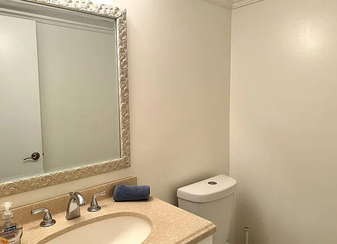3 bed, 1872 sqft, $3,200 — Photo 4