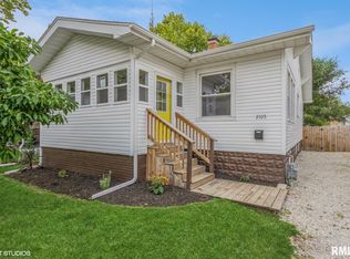 2105 S Spring St, Springfield, IL 62704