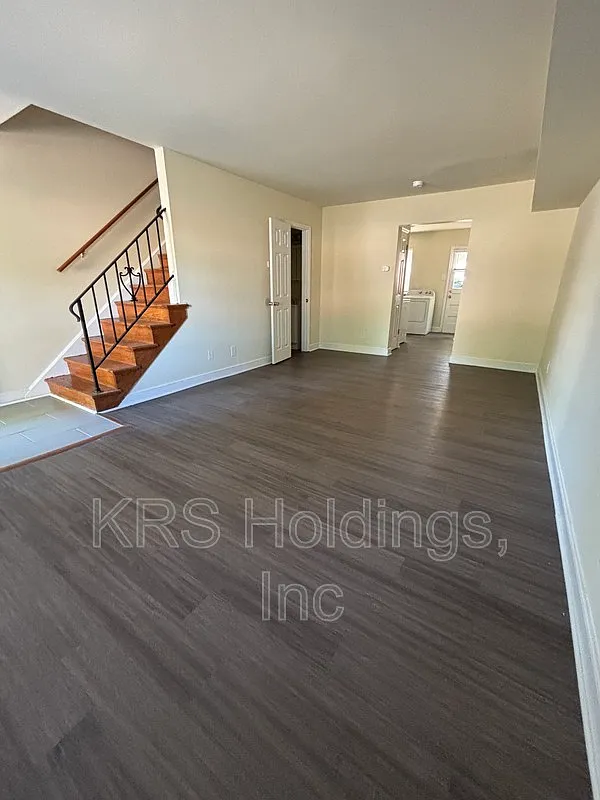 2 bed, 1.5 bath, 950 sqft, $1,495 — Photo 1