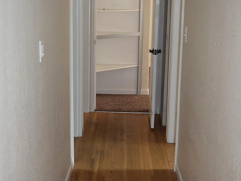 12010 Woodbine Ln SW — Photo 7