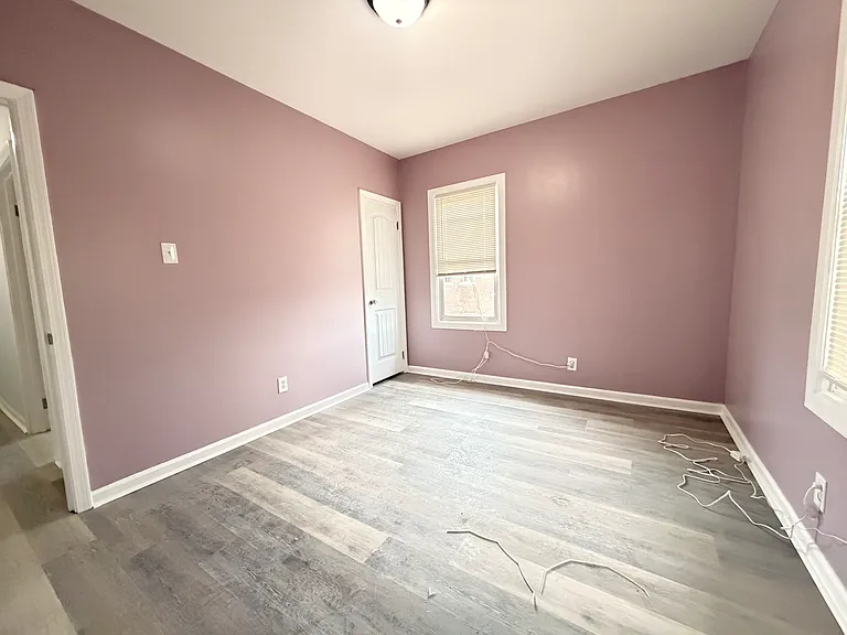 3259 Cortland St #2 — Photo 15