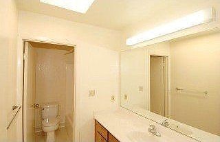 5th image of 169 Albacore Ln
