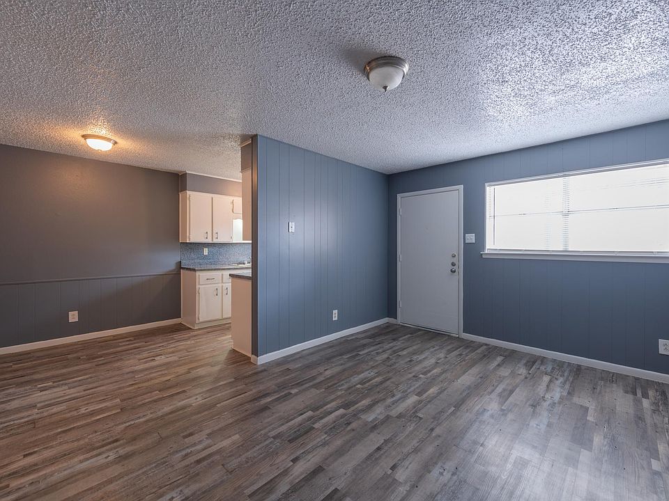 1st image of 1308 Harris Ave #35