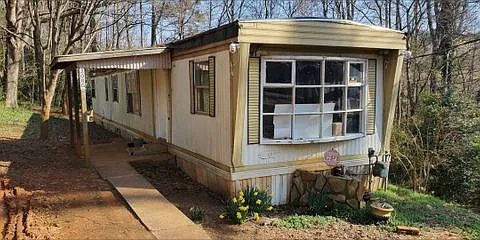 208 US Highway 70 SW #G