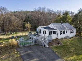 73 Stafford Rd, Holland, MA 01521