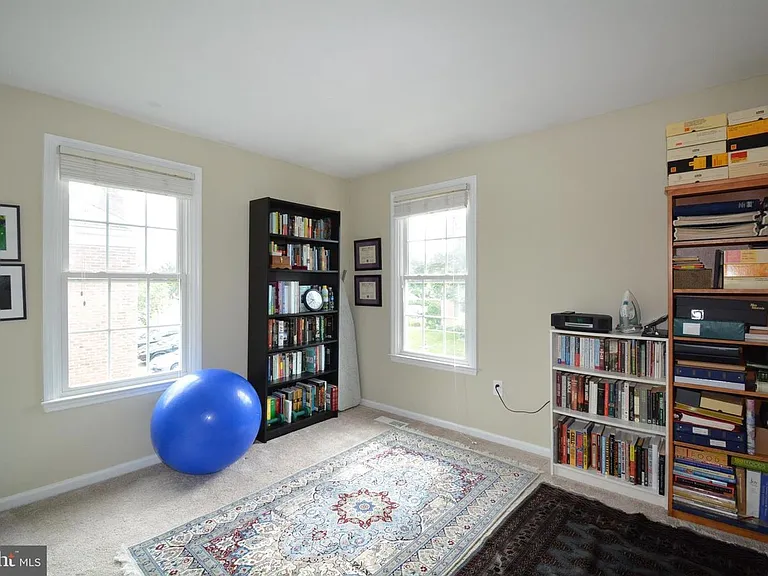 6153 Summer Park Ln — Photo 28