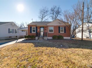 1185 Saint Matthew Dr, Florissant, MO 63031