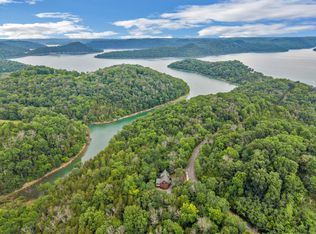 110 Lake Meadow Dr, Smithville, TN 37166