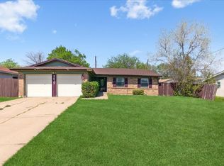 2617 Cheyenne St, Irving, TX 75062