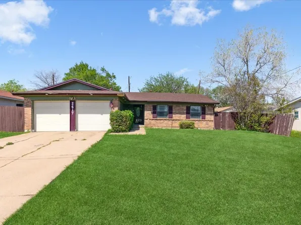 2617 Cheyenne St, Irving, TX 75062