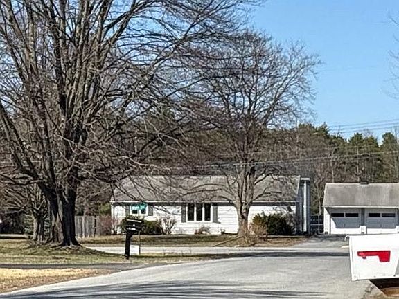 5th image of 11 Castle Rd