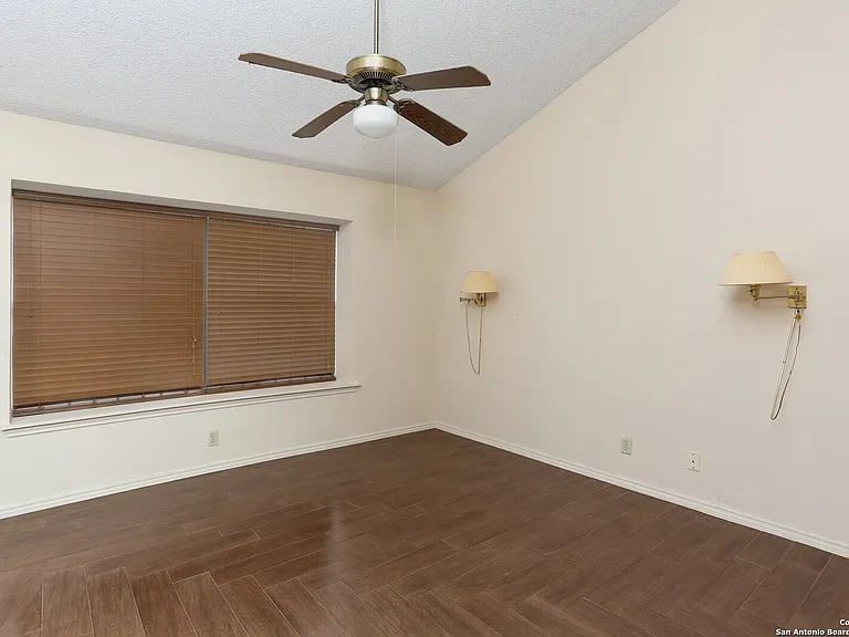 11815 Vance Jackson Rd #1-2404 — Photo 10