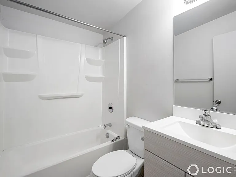 4218 S 4800 W — Photo 15