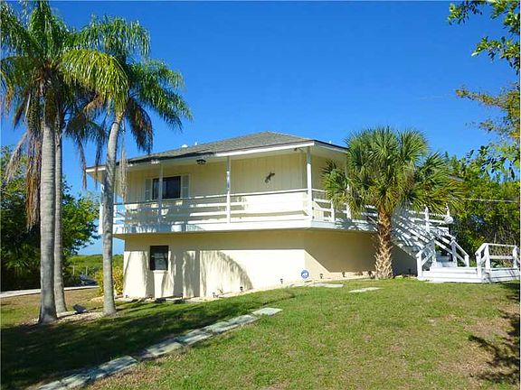 2nd image of 4900 Lemon Bay Dr