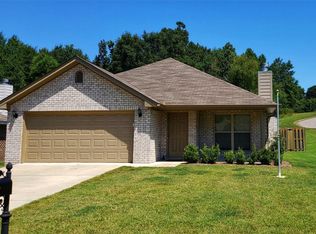 20 Vann Ct, Millbrook, AL 36054