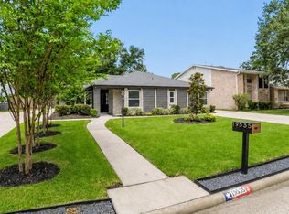 19535 Dianeshire Dr, Spring, TX 77388