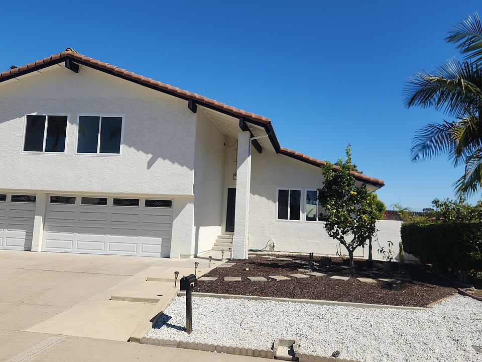 1st image of 361 Chapalita Dr