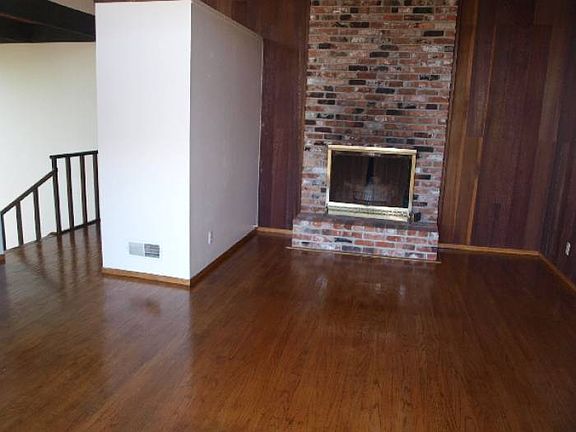Living Room w/ Fireplace