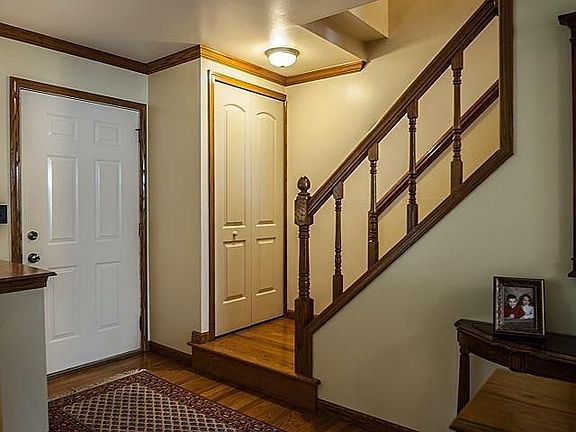 4th image of 3887 Beech Dr