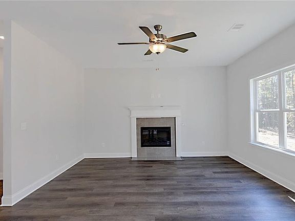 4th image of 8705 McKee Rd