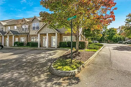 8 Amity Ln Photo 1 8 Amity Ln Photo 1