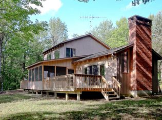 464 Beech Tree Ln, Becket, MA 01223