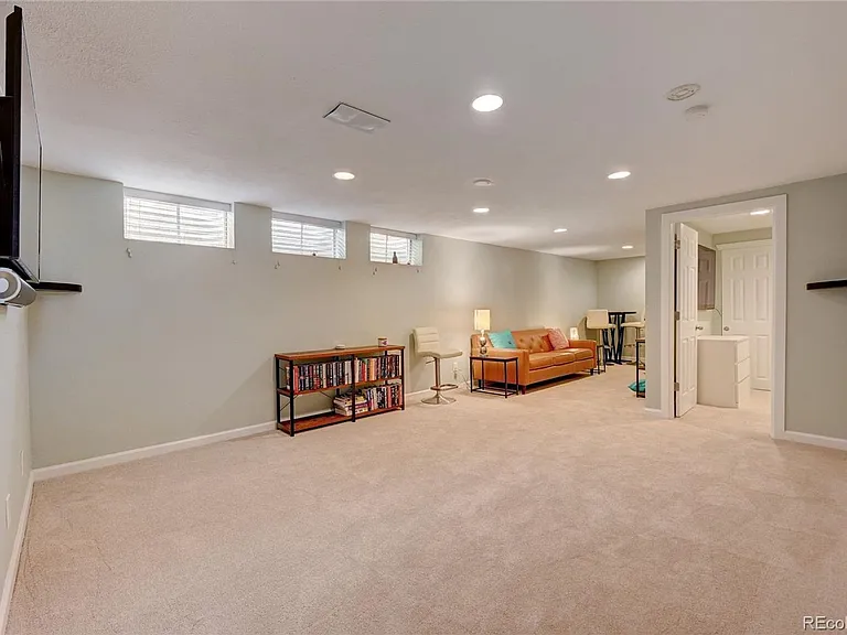 3575 E Vassar Ave — Photo 16