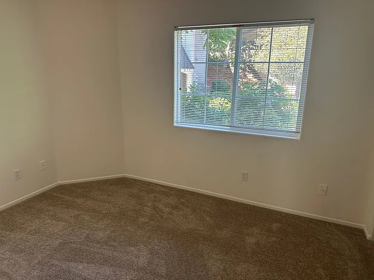 609 Central Ave #1 — Photo 19
