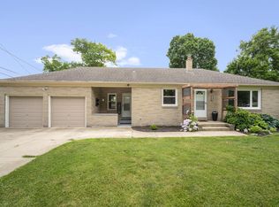 1260 Edwards STREET, Brookfield, WI 53005