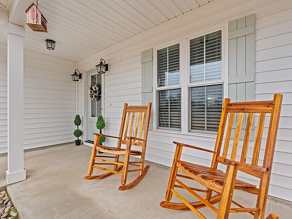 3rd image of 5601 Cates Bay Hwy.