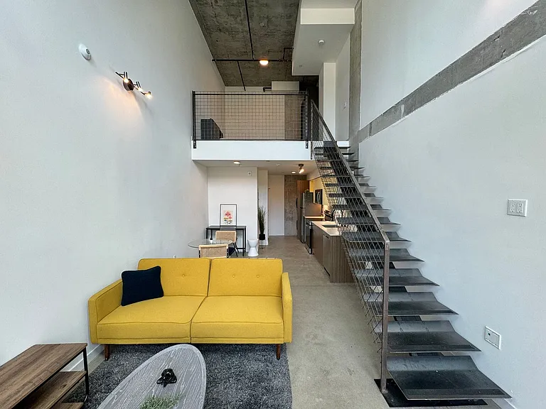 Harvey Hillcrest — Photo 48