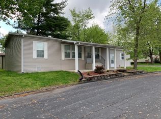 1905 Payton Dr, Belleville, IL 62226