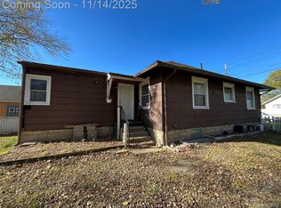 712 Sanford St, Lansing, MI 48906