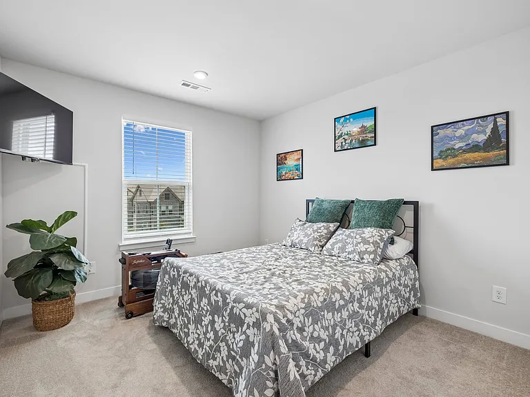 1021 Clendening Dr — Photo 28