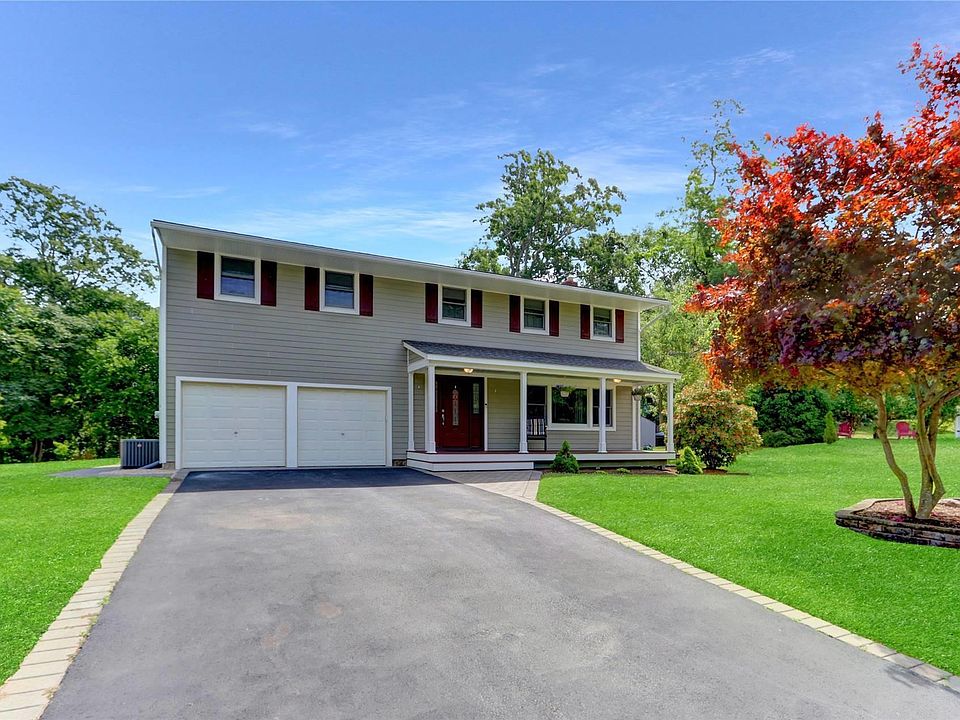1st image of 14 Longacre Court
