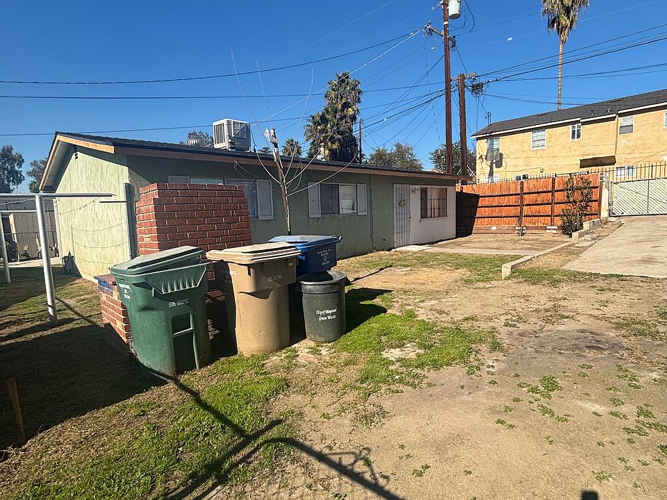 1st image of 1122 Grace St